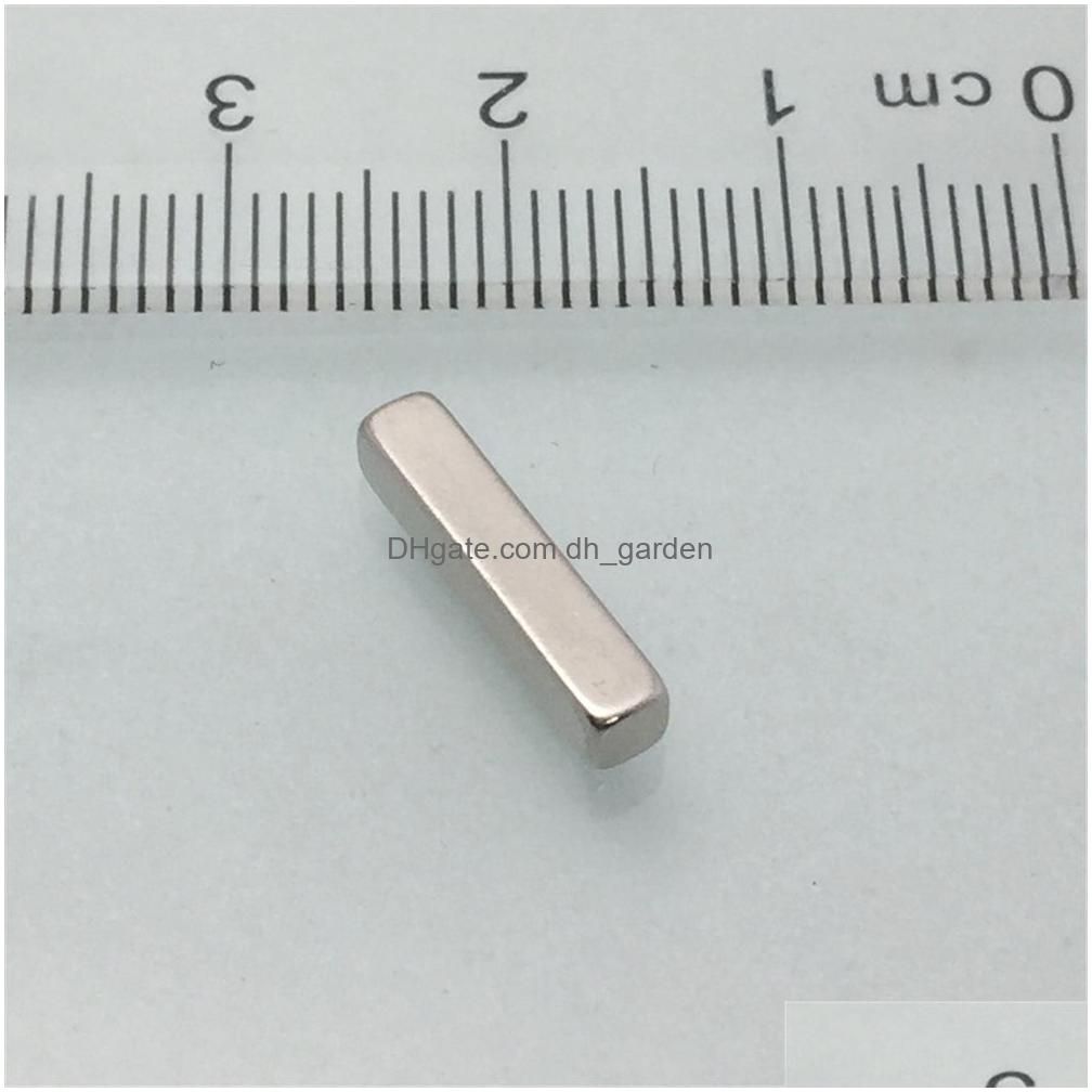 20 Stück 15 x 3 x 3 mm