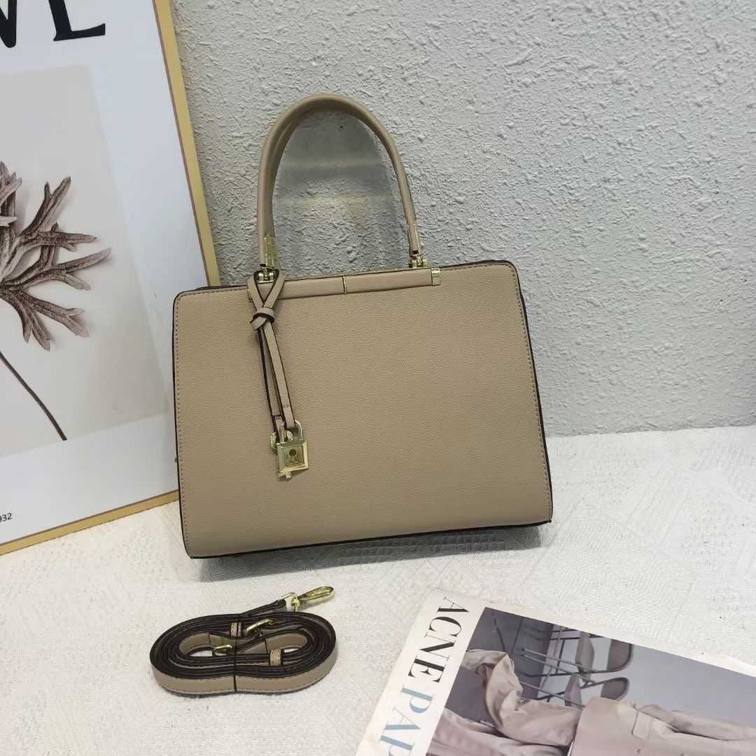 Khaki4