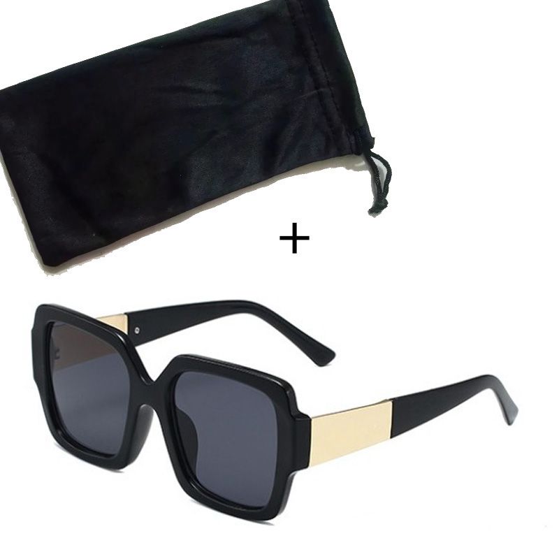 Sunglasses + pouch bag
