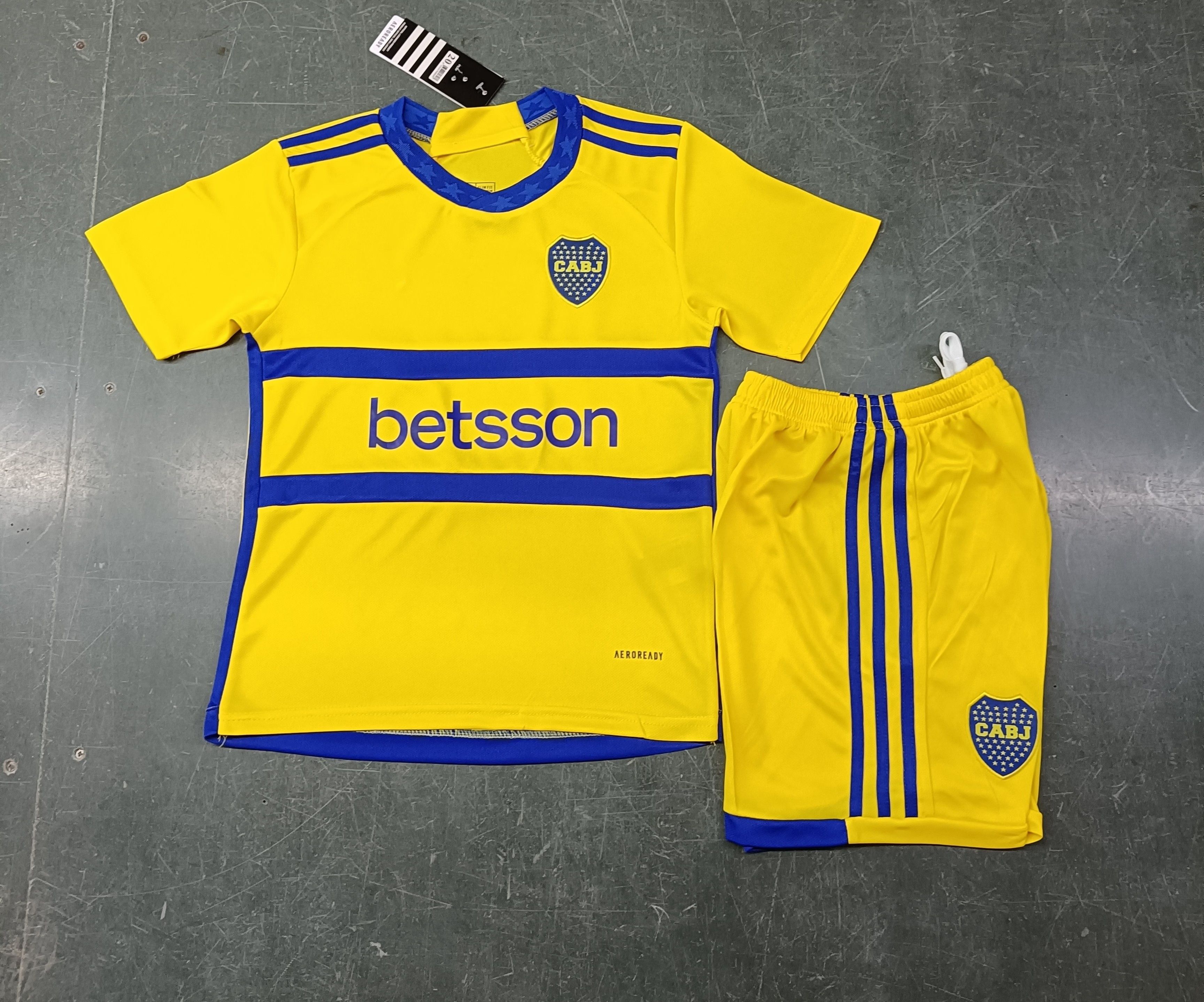 Kits extérieurs 23/24