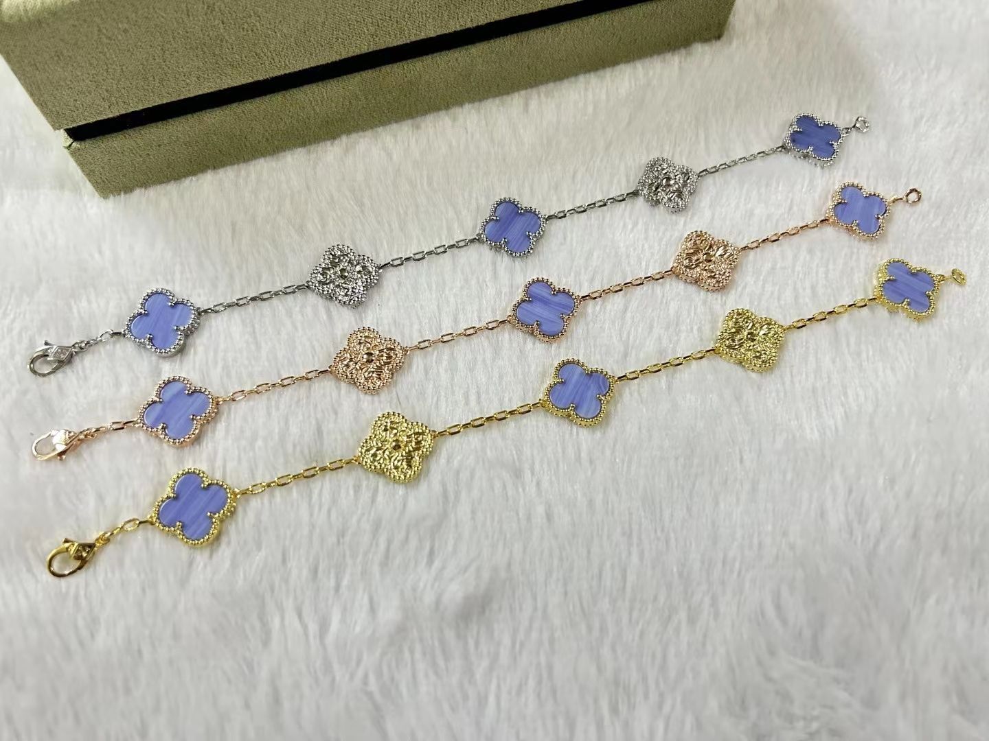 gold purple 5 flowers bracelet