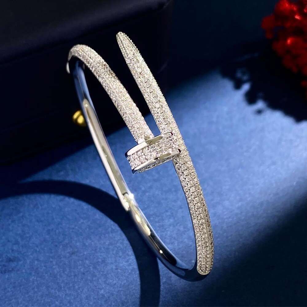 Full Diamond Platinum-16cm