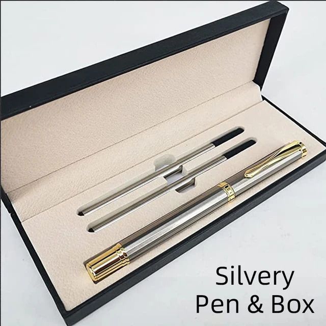 銀色のペンと箱