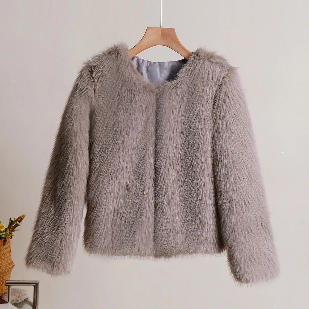 gray fur coat