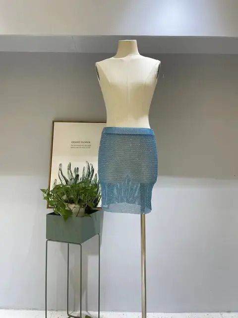 falda azul