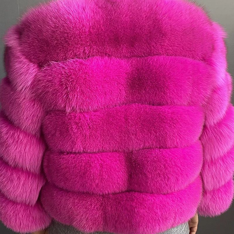 abrigo rosa fuerte