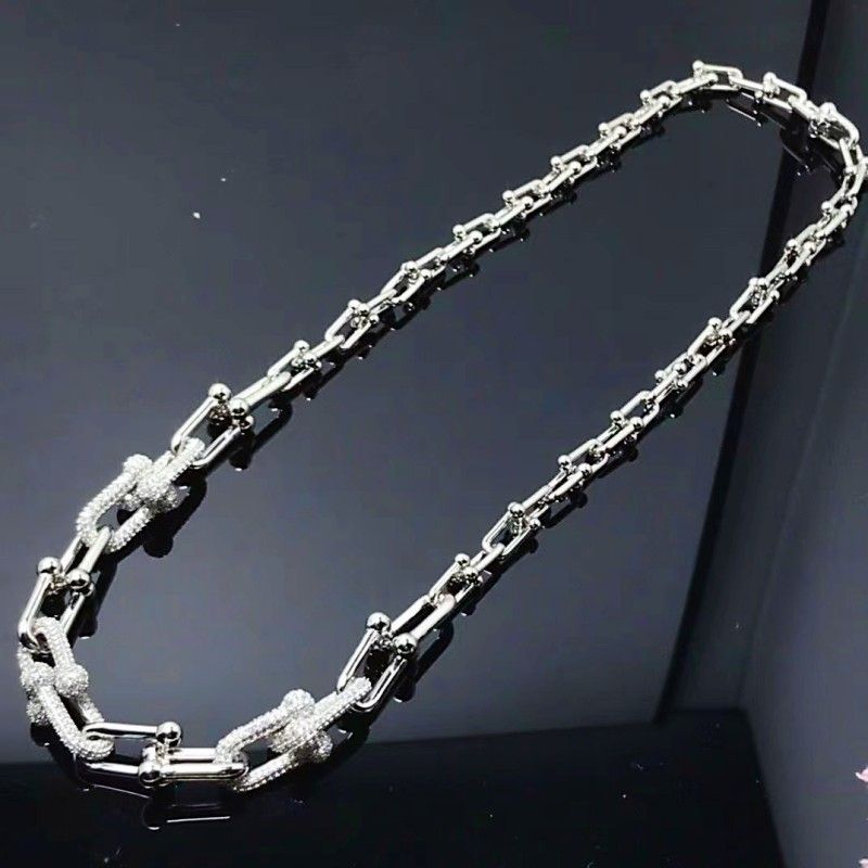 6 Silver Necklace with Diamond