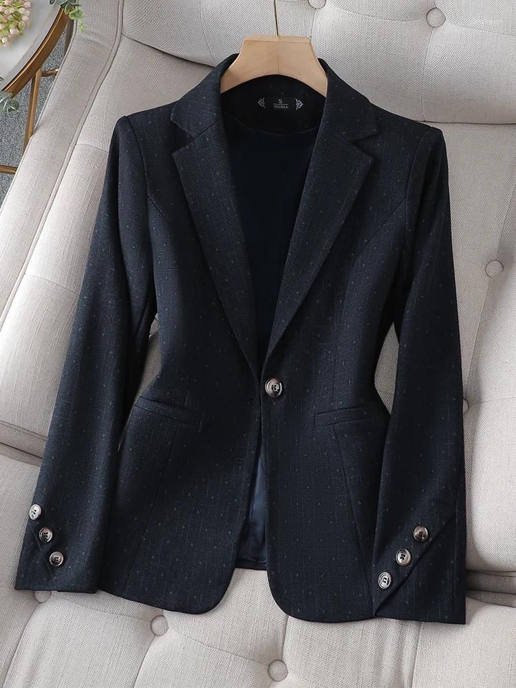 Schwarzer Blazer