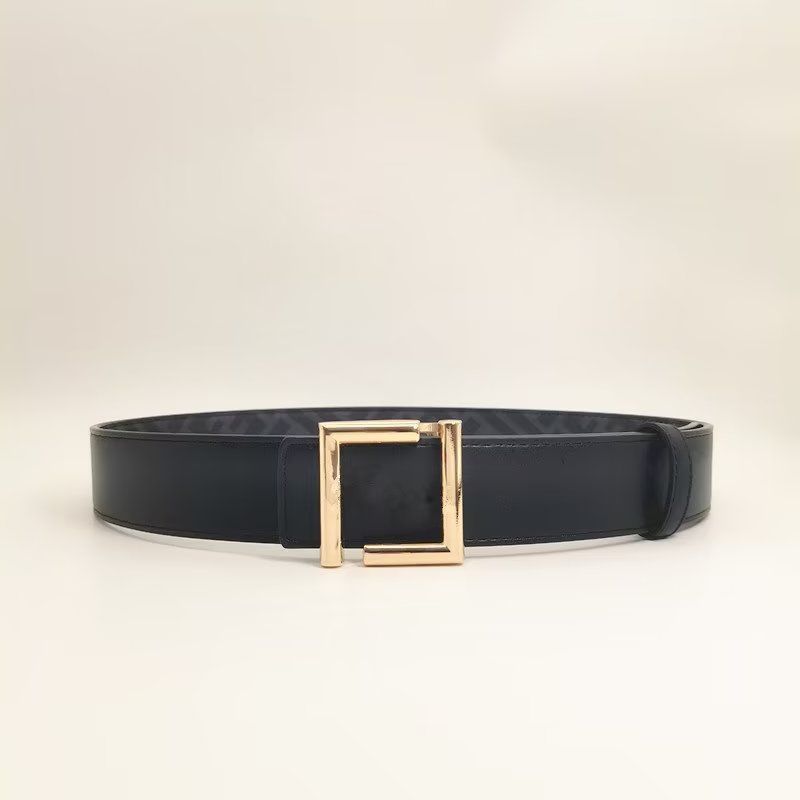 Ceinture noire + boucle en or