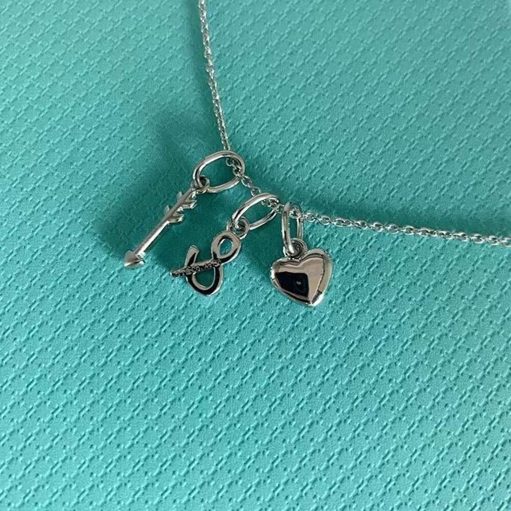 Cupid Necklace Silver