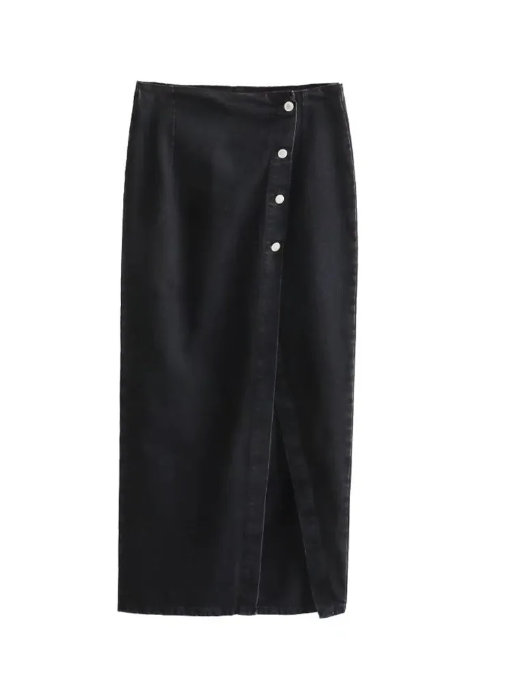 Black-skirt