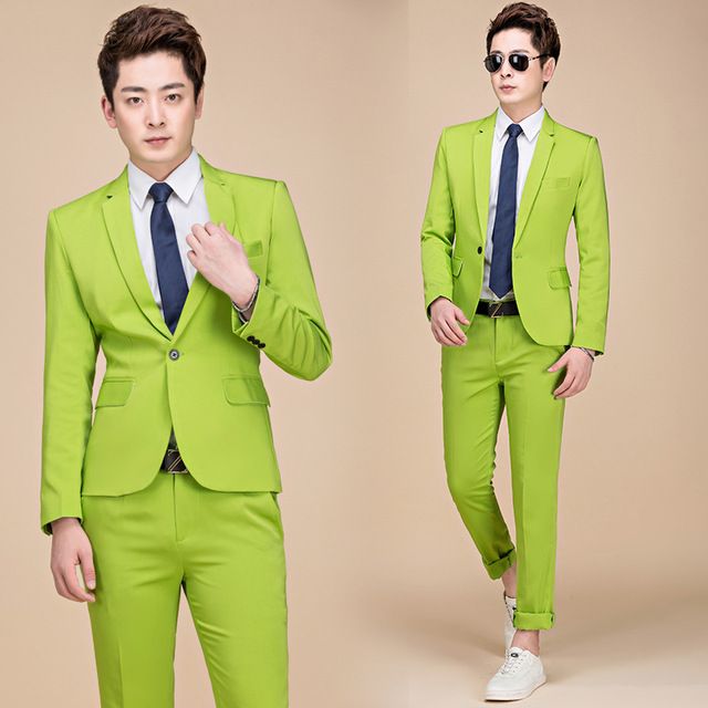 Зеленая куртка штаны