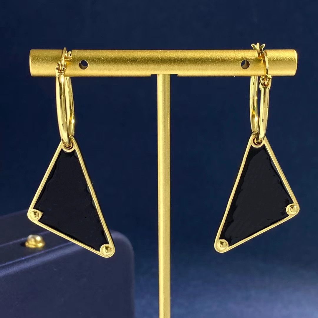 black&gold earring