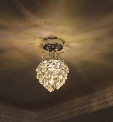 Luce calda a soffitto singolo