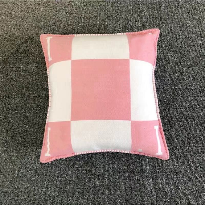 2 Pillow + cotton filling