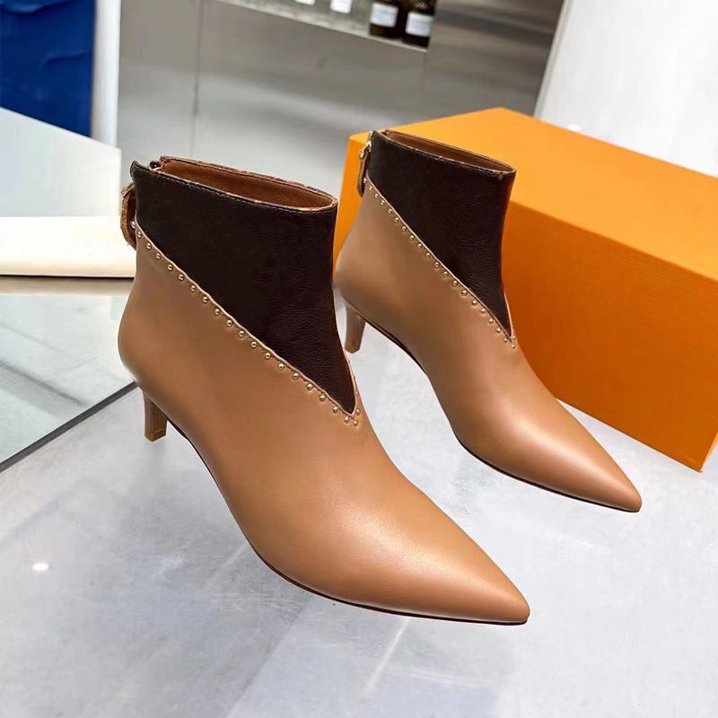 Thin Heel boot khaki with brown