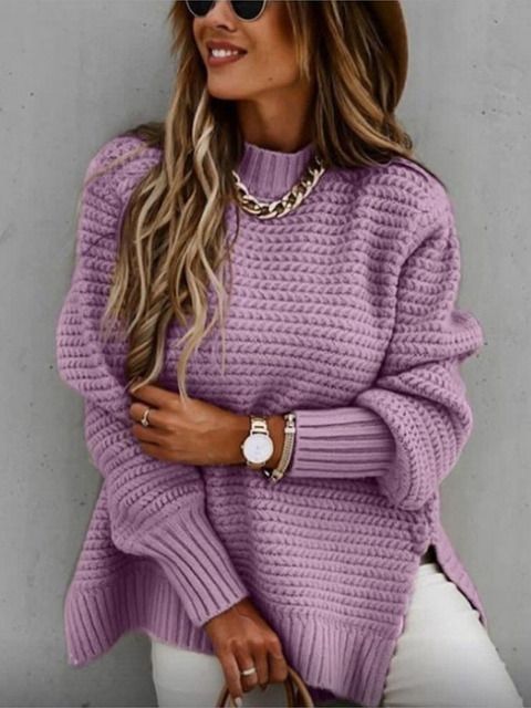 фиолетовый свитер