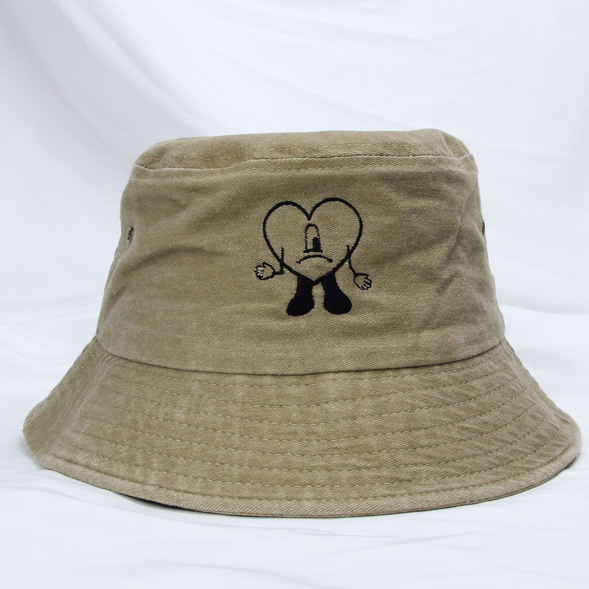 Hat-18-0001