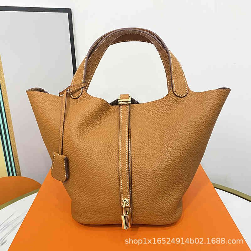 Golden Brown 22cm