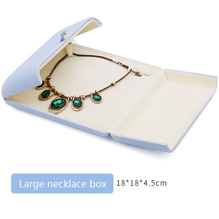 Large necklace box