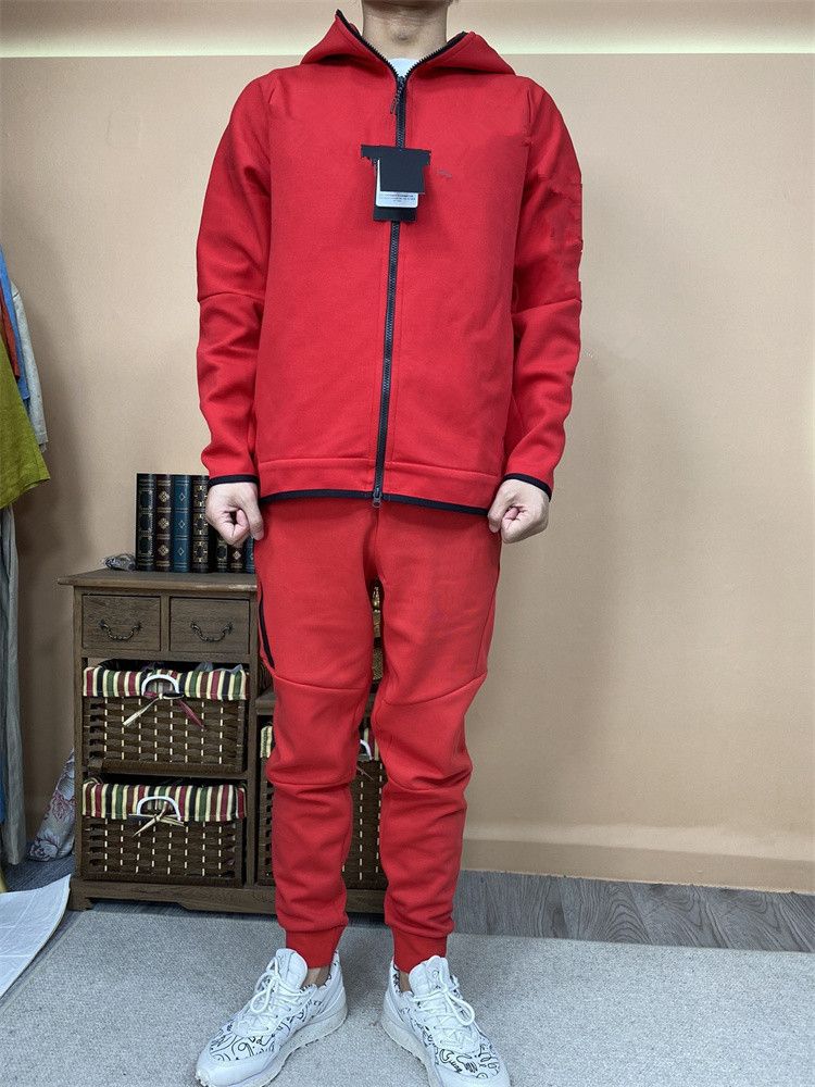 Rood (broek met hoodies)