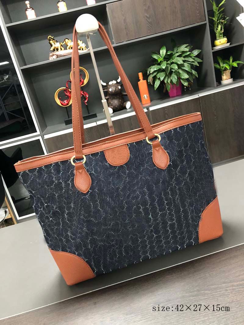 Ophidia733Denim38cm