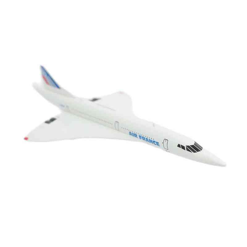 Air France Concorde.