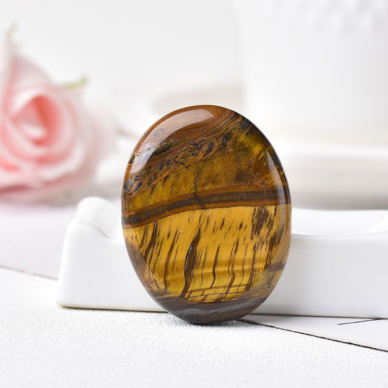 Tigers Eye 45x35mm.