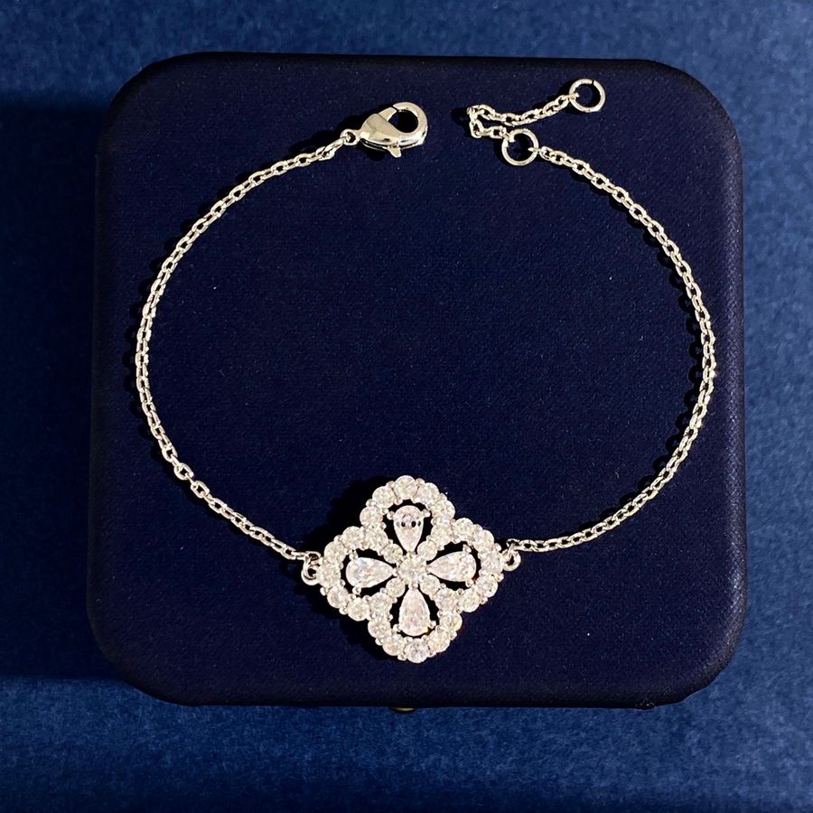 09-40 silver bracelet