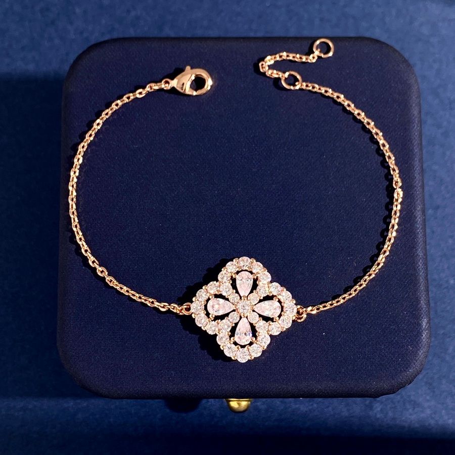 08-40 rose gold bracelet