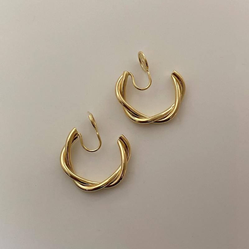 Gold Ear Clip Kina