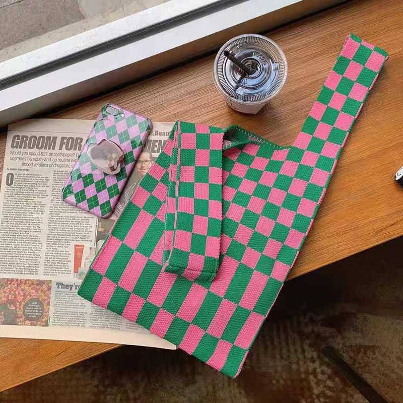 Pink Green-ooth-23x29cm