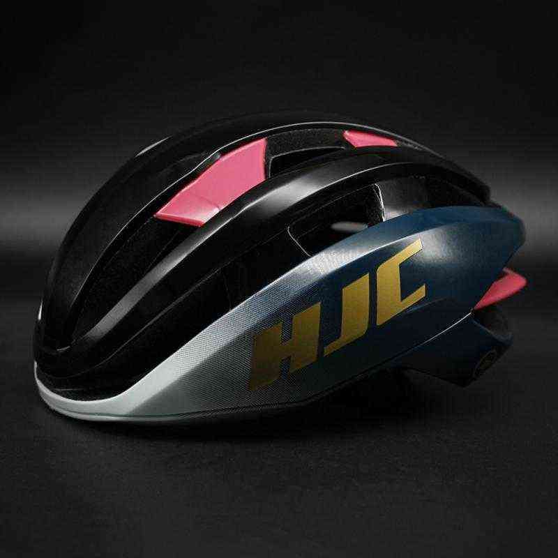 01 helmet