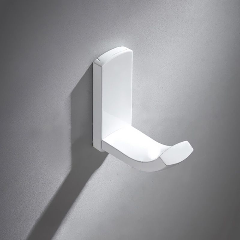 Robe Hook Chine