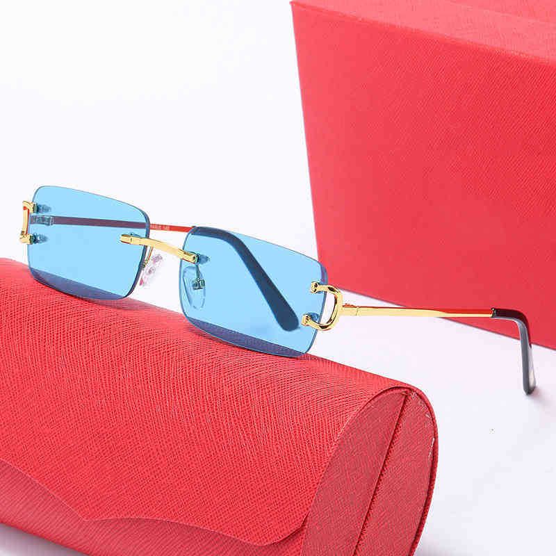 C4 Gold Frame و Blue Slice