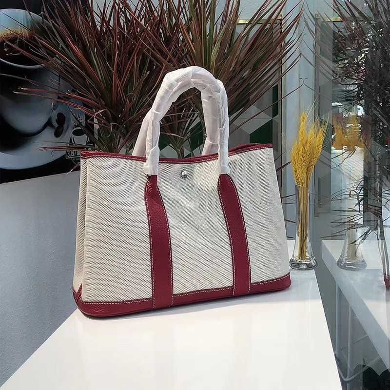 Canvas with red  30cm garden bag