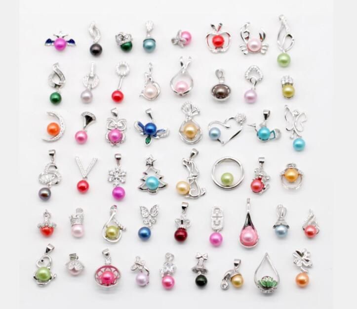 5 pendentifs de perles