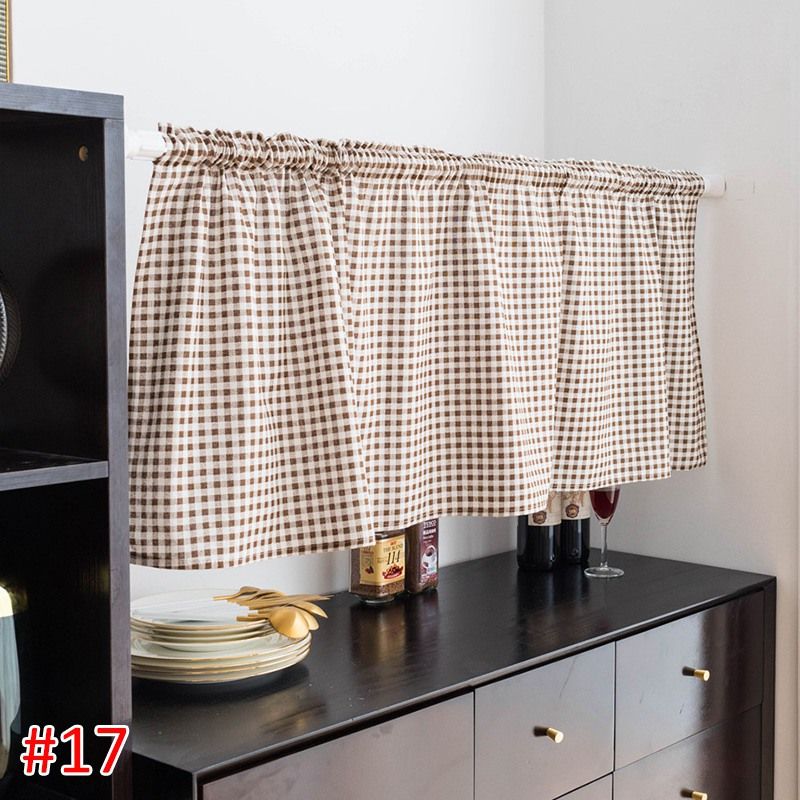 S17 Short Curtain