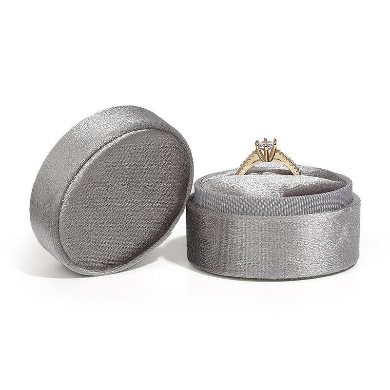 Caja de anillo ￺nico gris plateado