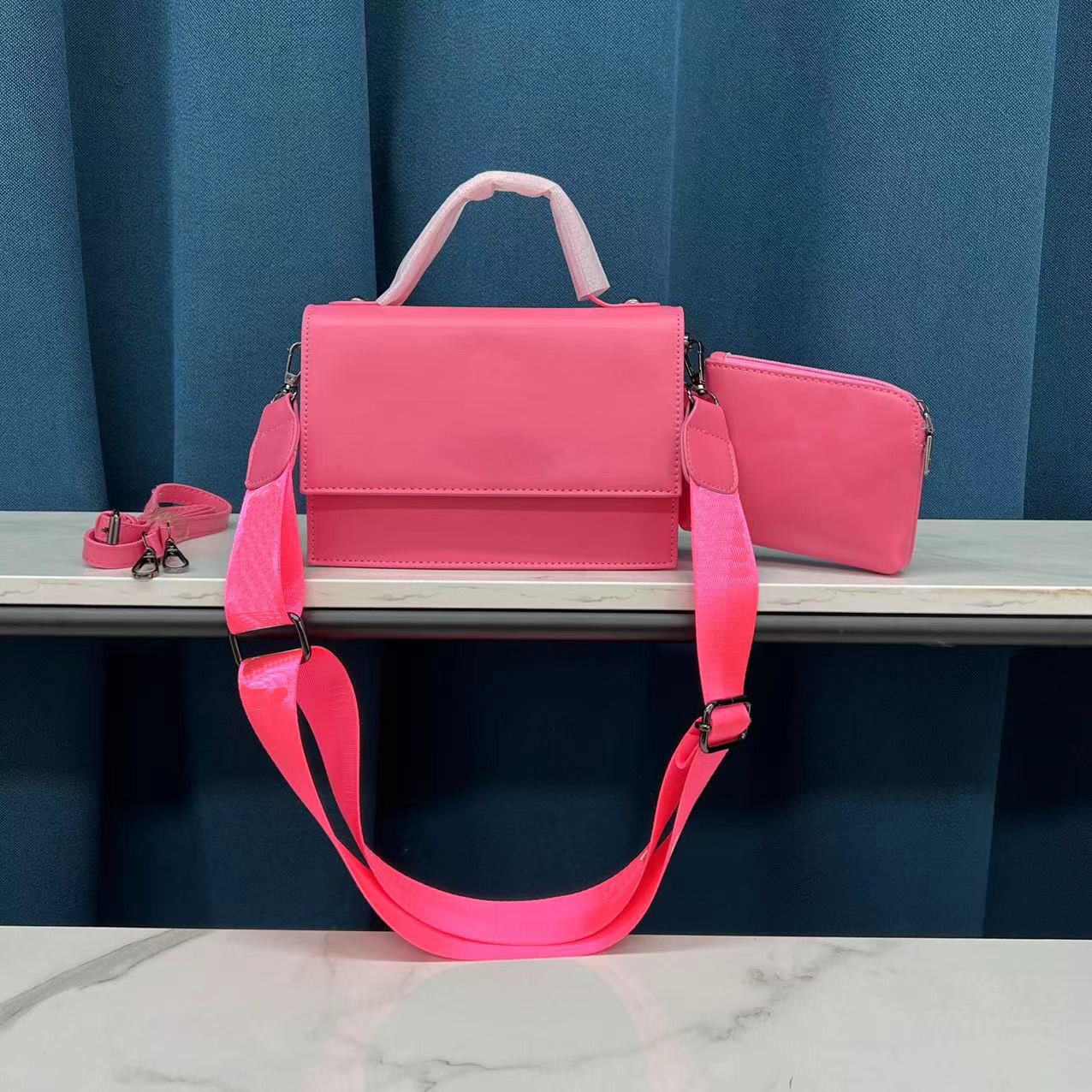 Rose-Crossbody