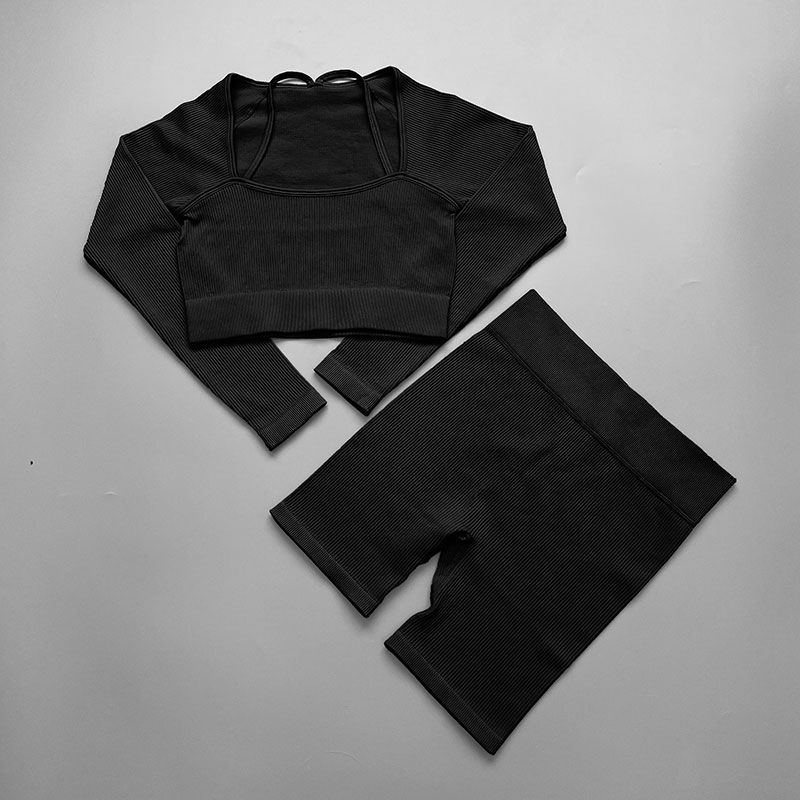 C5 (quinto pantaloni-camicie nere)