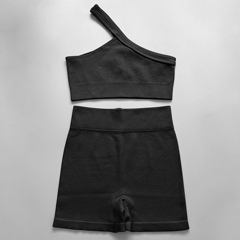 C15 (Black One-Shoulder-Shorts)
