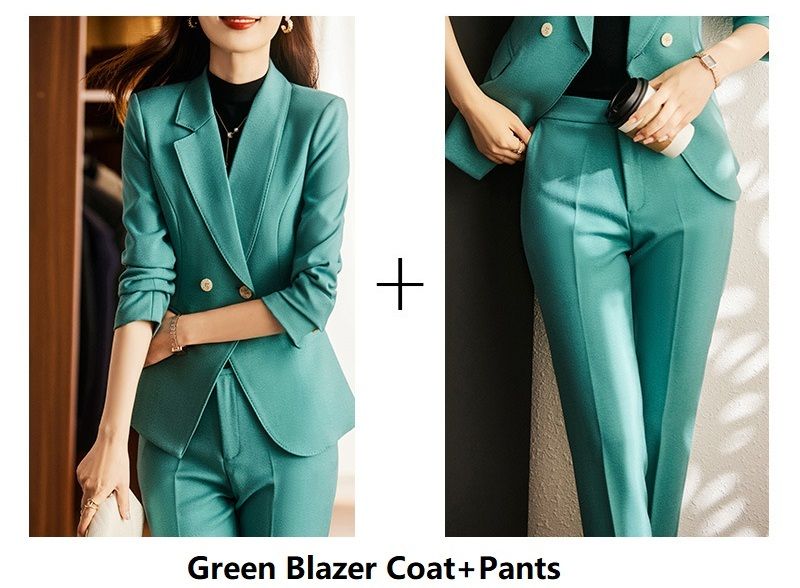 グリーンパンツスーツ