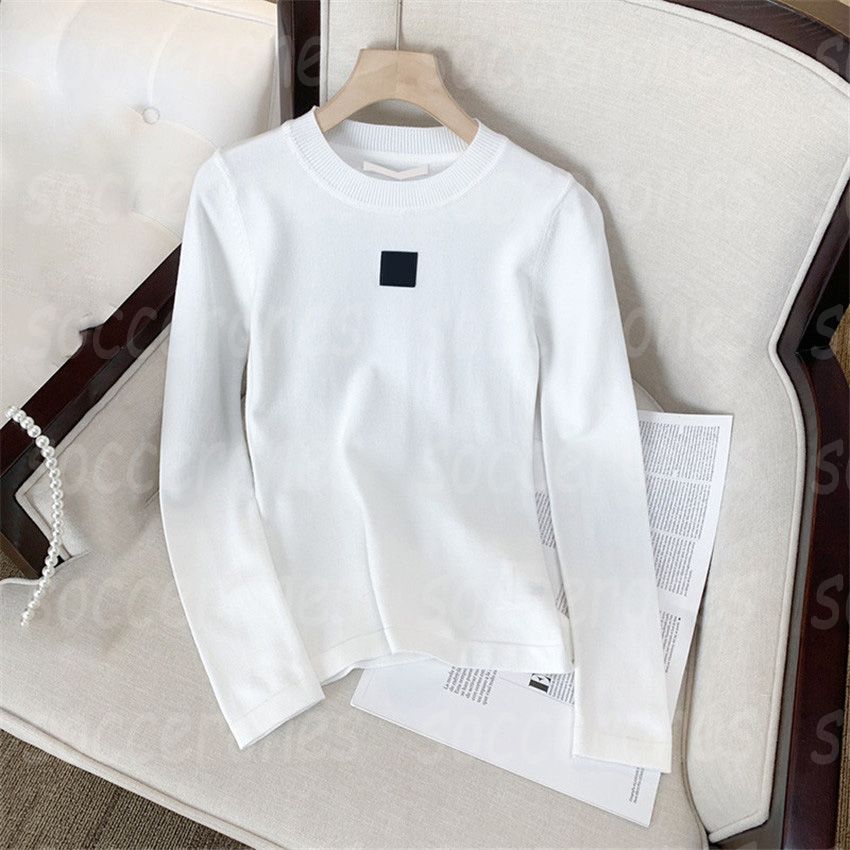 long sleeve /white with label