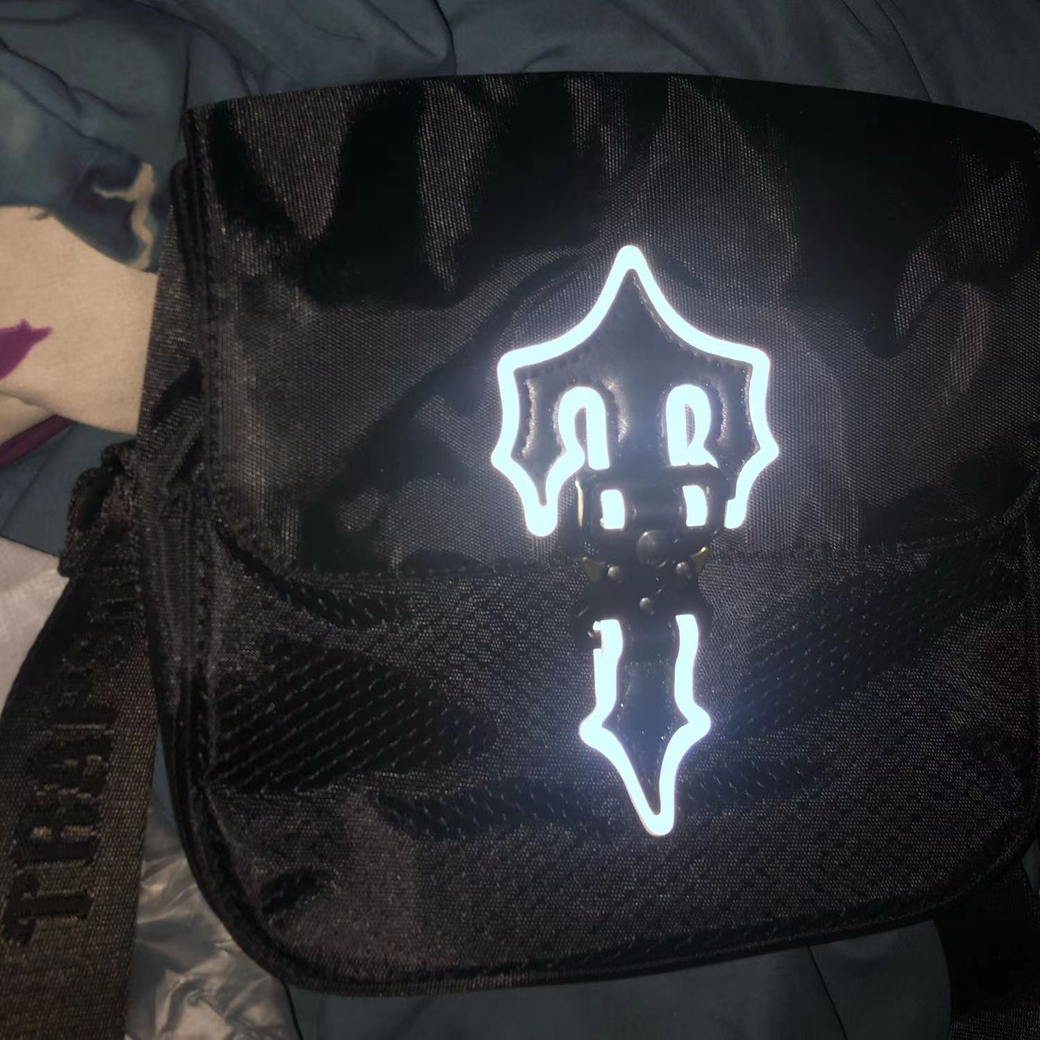 女性 Trapstar メッセンジャーナイロンクロスボディバッグレディースメンズラッパー英国 HOT Trapstars IRONGATE COBRA T 高級デザイナーハンドバッグショルダークラッチ防水リュックサックバッグ