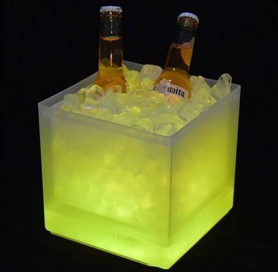 colore a LED giallo