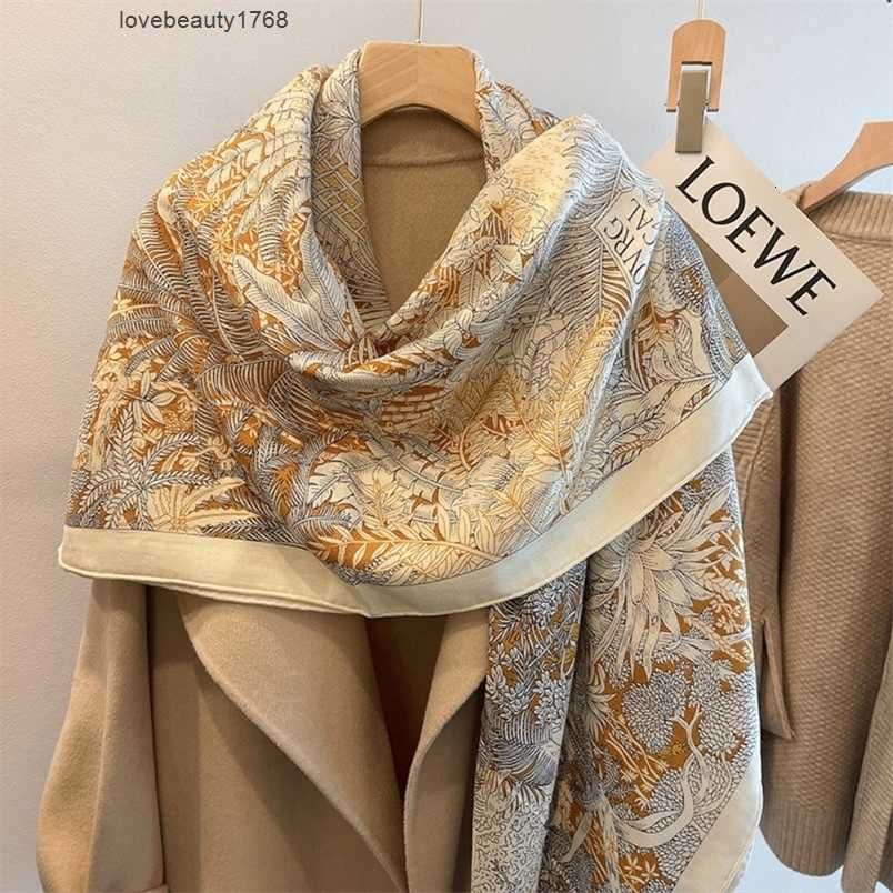 Scarves Luxury Women Square Silk Scarf with Gift Packed Wool Large Shawl Satin Printed Headscarf Neck Hair Wraps Designer Foulard 220922 9xcm Scarves Luxury Women Square Silk Scarf with Gift Packed Wool Large Shawl Satin Printed Headscarf Neck Hair Wraps Designer Foulard 220922 9xcm