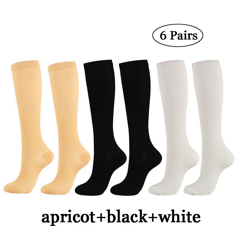 apricot-black-white