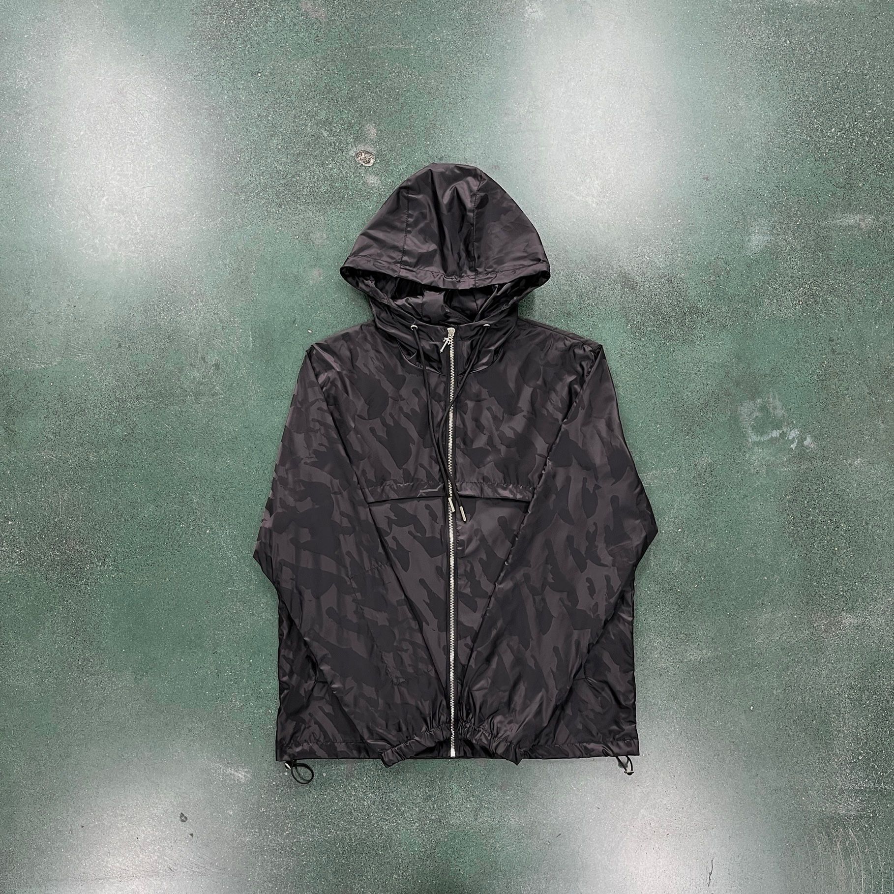 trapstar wind breaker