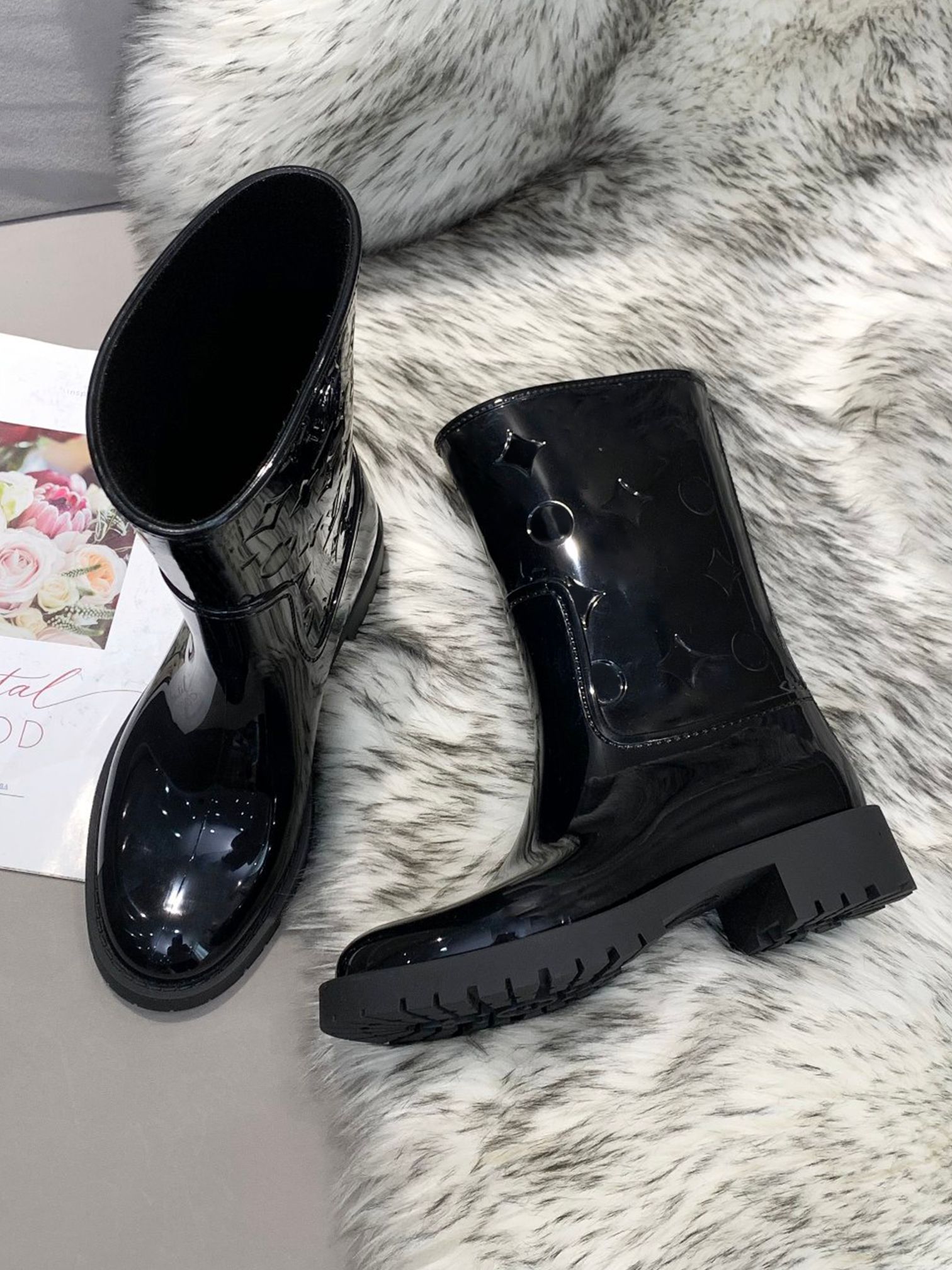 Authentic Louis Vuitton Drops Flat Half Boot